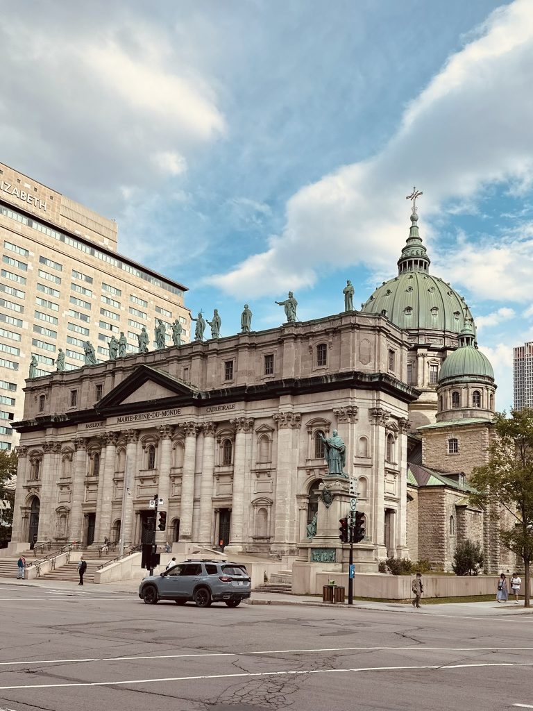 Marie-Reine-du-Montreal